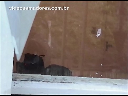 ❤️ Home cachondo mirando á súa moza con outro mozo, gravando un vídeo de carallo sen molestar á parella Porno de calidade a nós gl.tube-sexer-com.ru